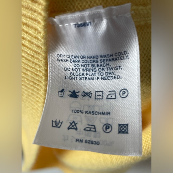 Lands’ End Yellow V-neck Cashmere Sweater M - Picture 3 of 12